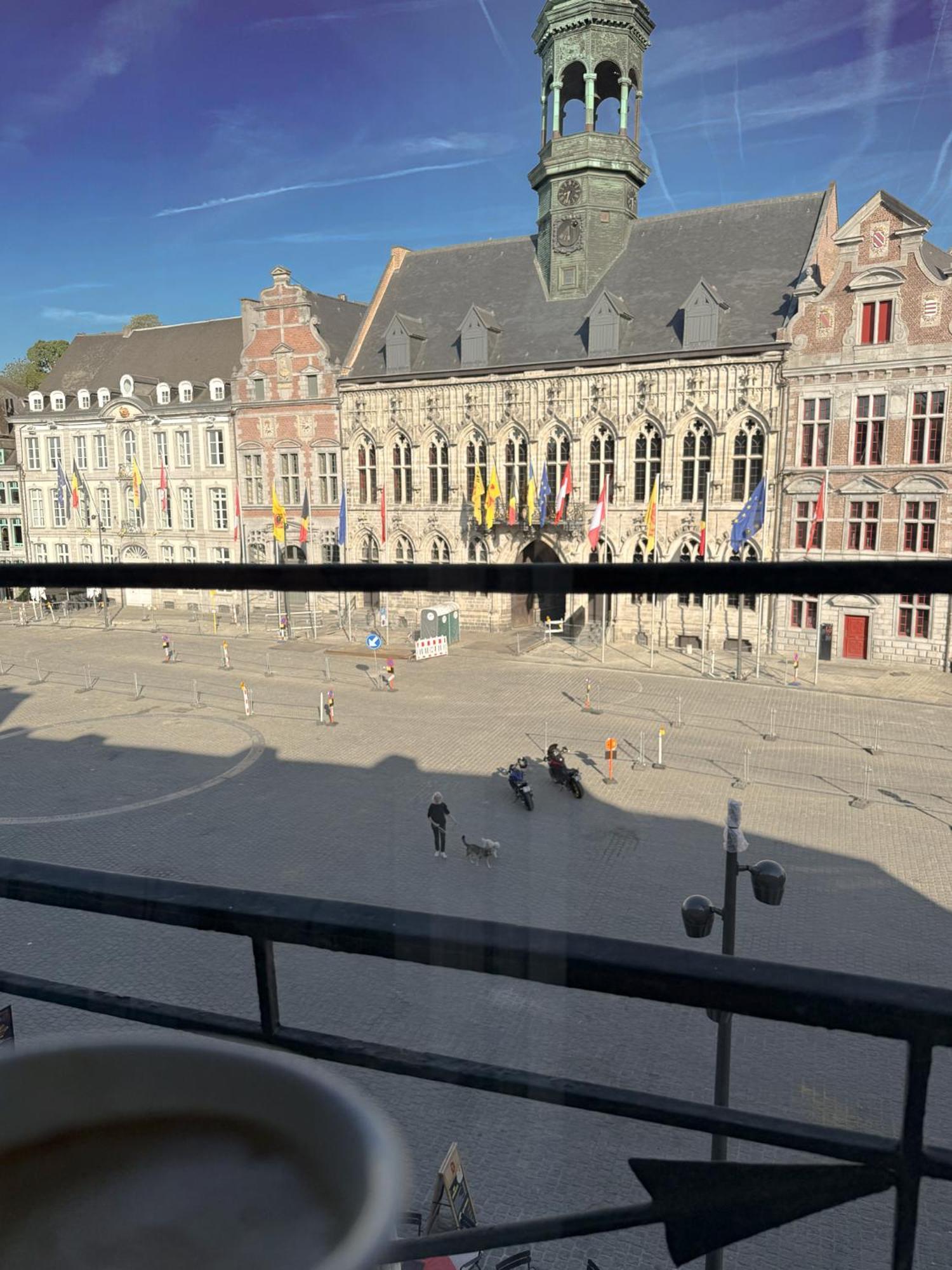 Hotel Grand Place Mons Exterior foto